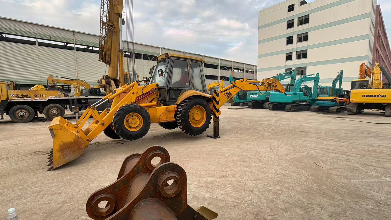 JCB 3CX - Rýpadlo-nakladač: obrázok 5 JCB 3CX - Rýpadlo-nakladač: obrázok 5
