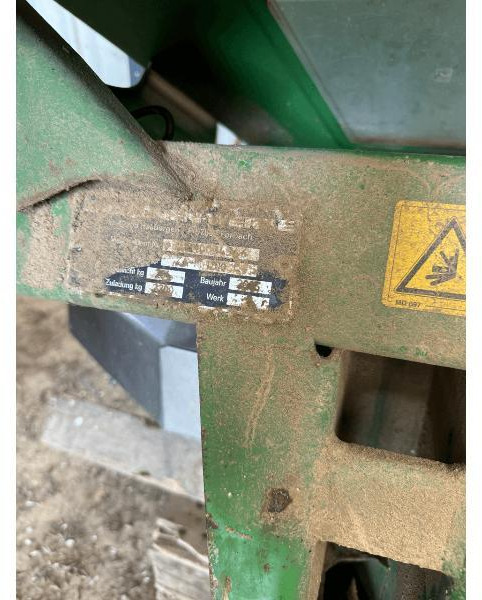 AMAZONE NOVIX - Rozmetač hnojiva: obrázok 4 AMAZONE NOVIX - Rozmetač hnojiva: obrázok 4