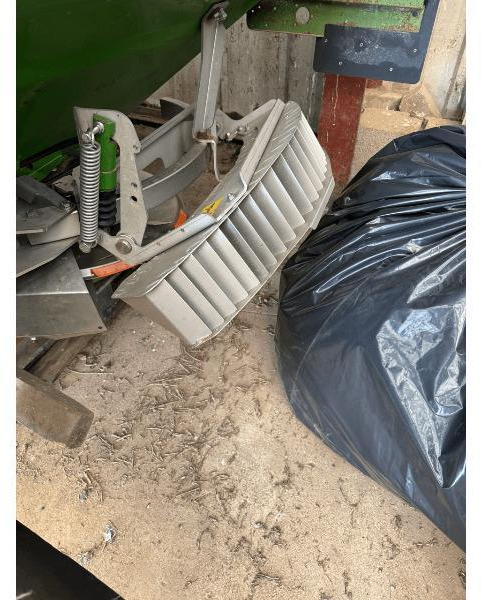 AMAZONE NOVIX - Rozmetač hnojiva: obrázok 5 AMAZONE NOVIX - Rozmetač hnojiva: obrázok 5