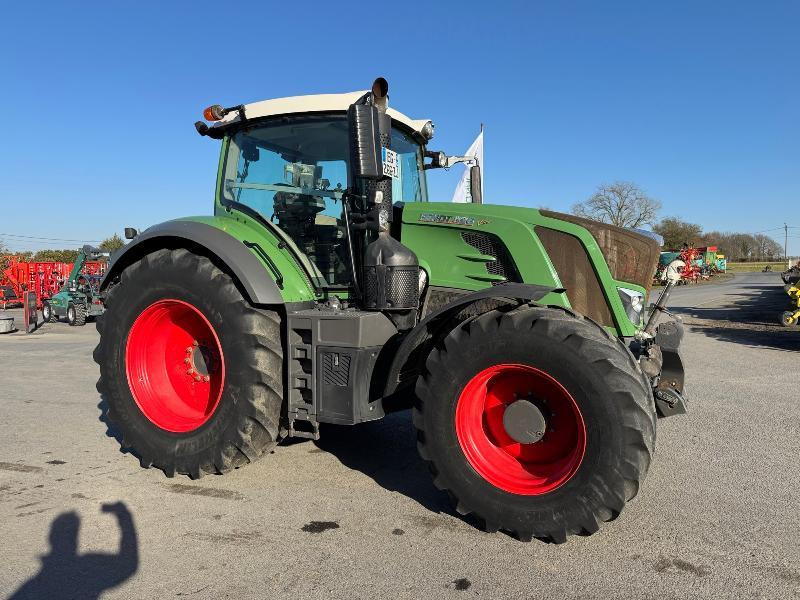FENDT 826 VARIO - Traktor: obrázok 3 FENDT 826 VARIO - Traktor: obrázok 3