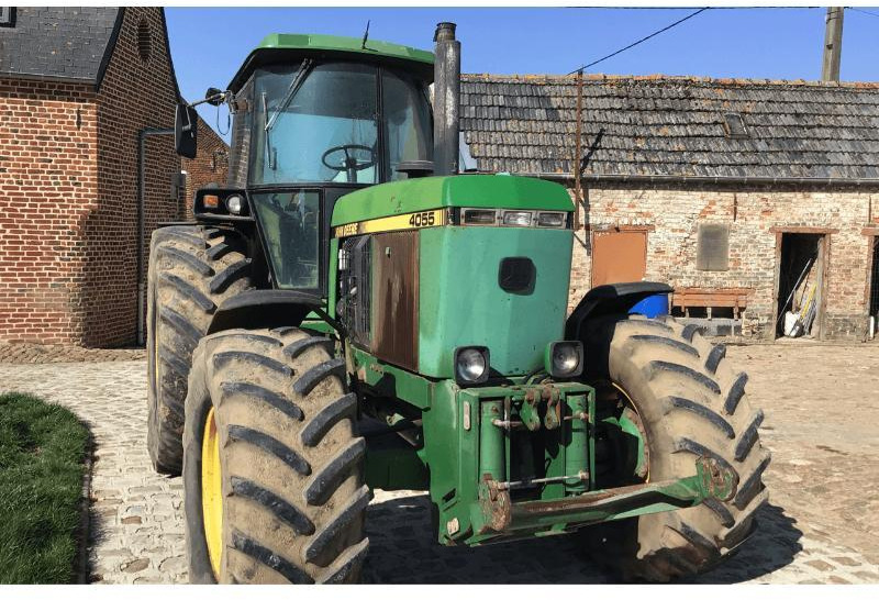JOHN DEERE 4055 - Traktor: obrázok 4 JOHN DEERE 4055 - Traktor: obrázok 4
