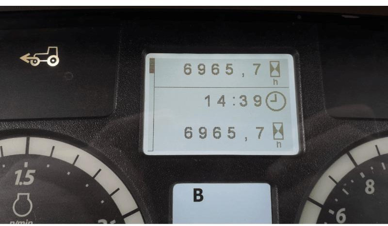 JOHN DEERE 6155M - Traktor: obrázok 5 JOHN DEERE 6155M - Traktor: obrázok 5