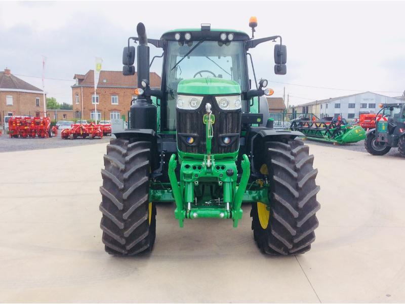 JOHN DEERE 6175M - Traktor: obrázok 2 JOHN DEERE 6175M - Traktor: obrázok 2