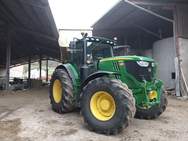 JOHN DEERE 6195R - Traktor: obrázok 2 JOHN DEERE 6195R - Traktor: obrázok 2