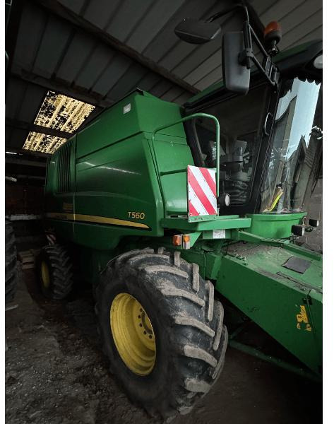 JOHN DEERE T560 - Obilný kombajn: obrázok 3 JOHN DEERE T560 - Obilný kombajn: obrázok 3