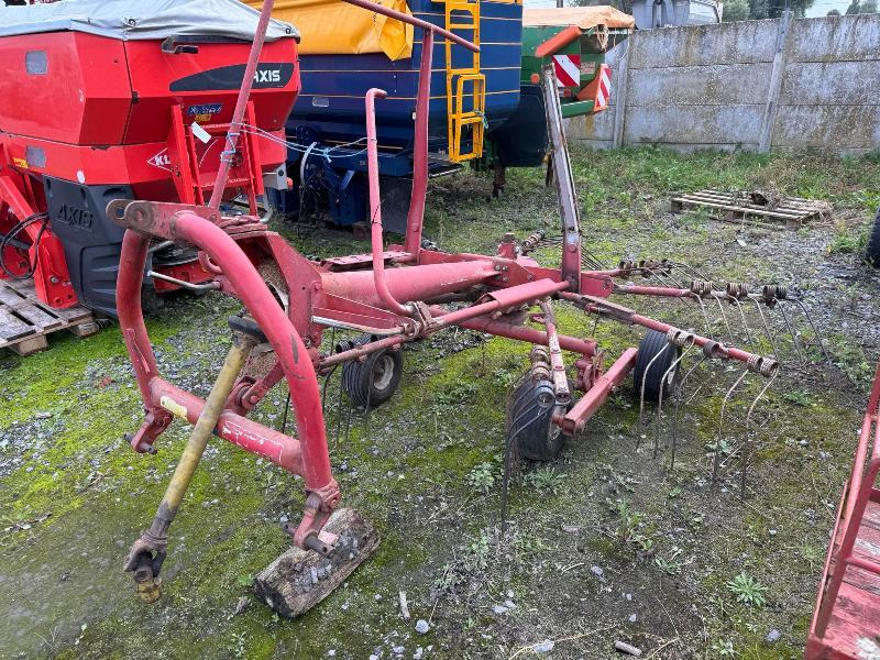 KUHN GA300 - Obracač sena: obrázok 1 KUHN GA300 - Obracač sena: obrázok 1