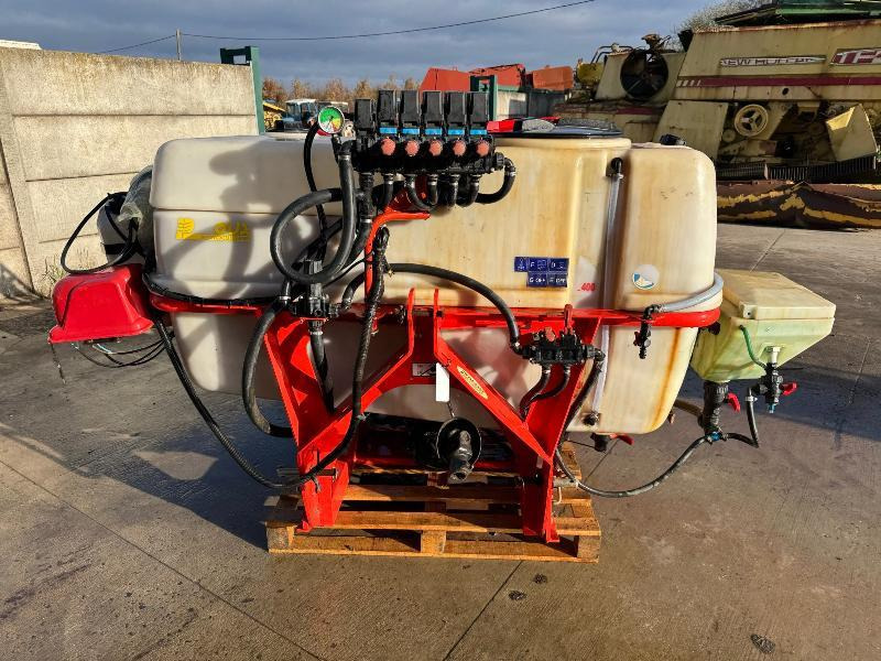 KUHN OPTIS P600 - Postrekovač za traktor: obrázok 2 KUHN OPTIS P600 - Postrekovač za traktor: obrázok 2