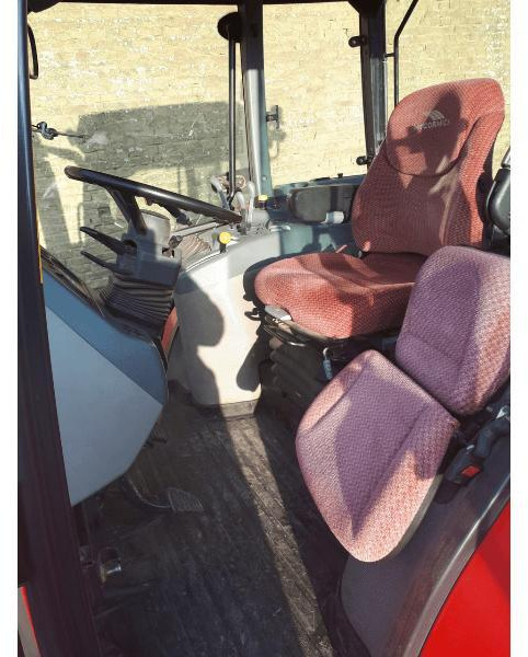 MAC CORMICH MTX 120 - Traktor: obrázok 3 MAC CORMICH MTX 120 - Traktor: obrázok 3