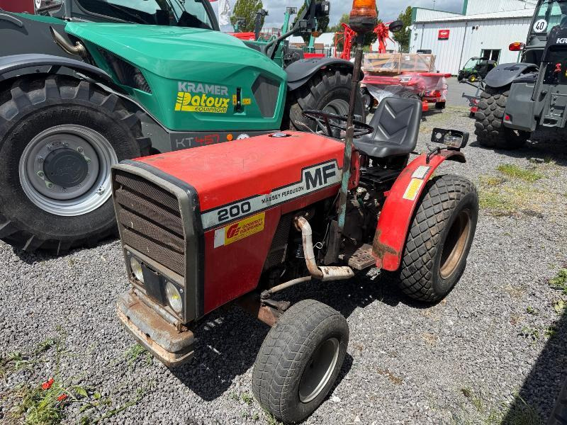MASSEY-FERGUSON 200 - Traktor: obrázok 1 MASSEY-FERGUSON 200 - Traktor: obrázok 1