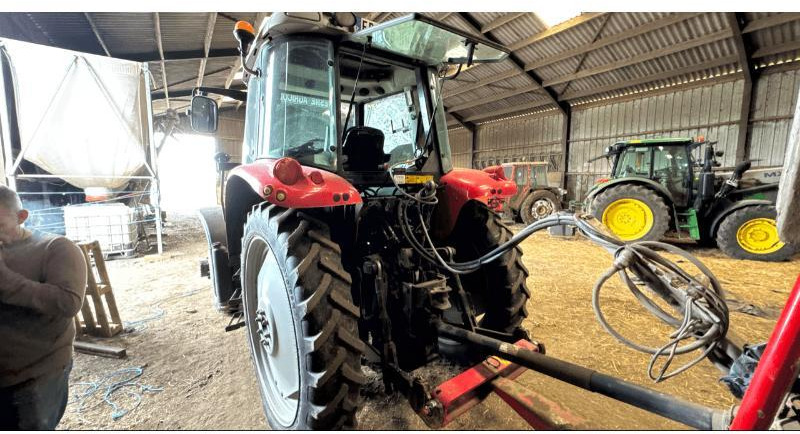 MASSEY-FERGUSON 5460 - Traktor: obrázok 2 MASSEY-FERGUSON 5460 - Traktor: obrázok 2