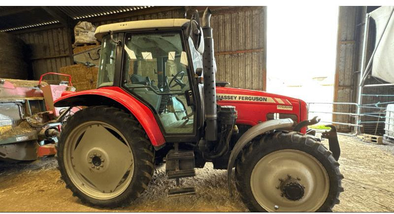 MASSEY-FERGUSON 5460 - Traktor: obrázok 1 MASSEY-FERGUSON 5460 - Traktor: obrázok 1