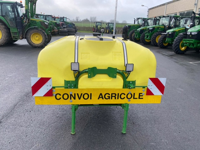 PULVEJUST ECO 1500 LITRES - Postrekovač za traktor: obrázok 2 PULVEJUST ECO 1500 LITRES - Postrekovač za traktor: obrázok 2