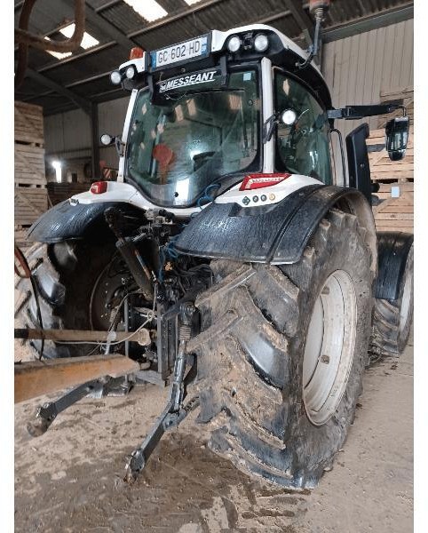 VALTRA N174 DIRECT - Traktor: obrázok 4 VALTRA N174 DIRECT - Traktor: obrázok 4