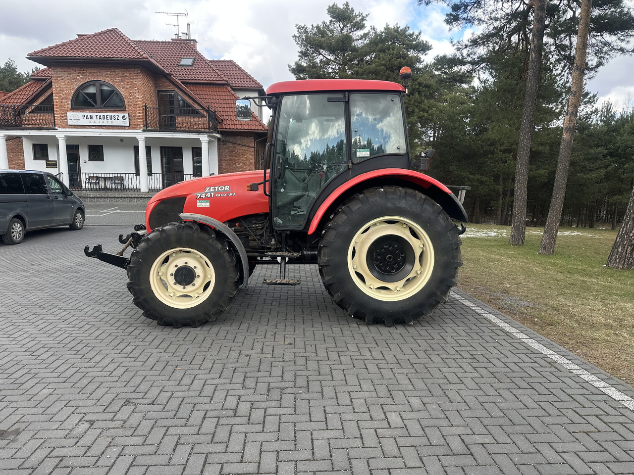 ZETOR PROXIMA 7441 - Traktor: obrázok 2 ZETOR PROXIMA 7441 - Traktor: obrázok 2