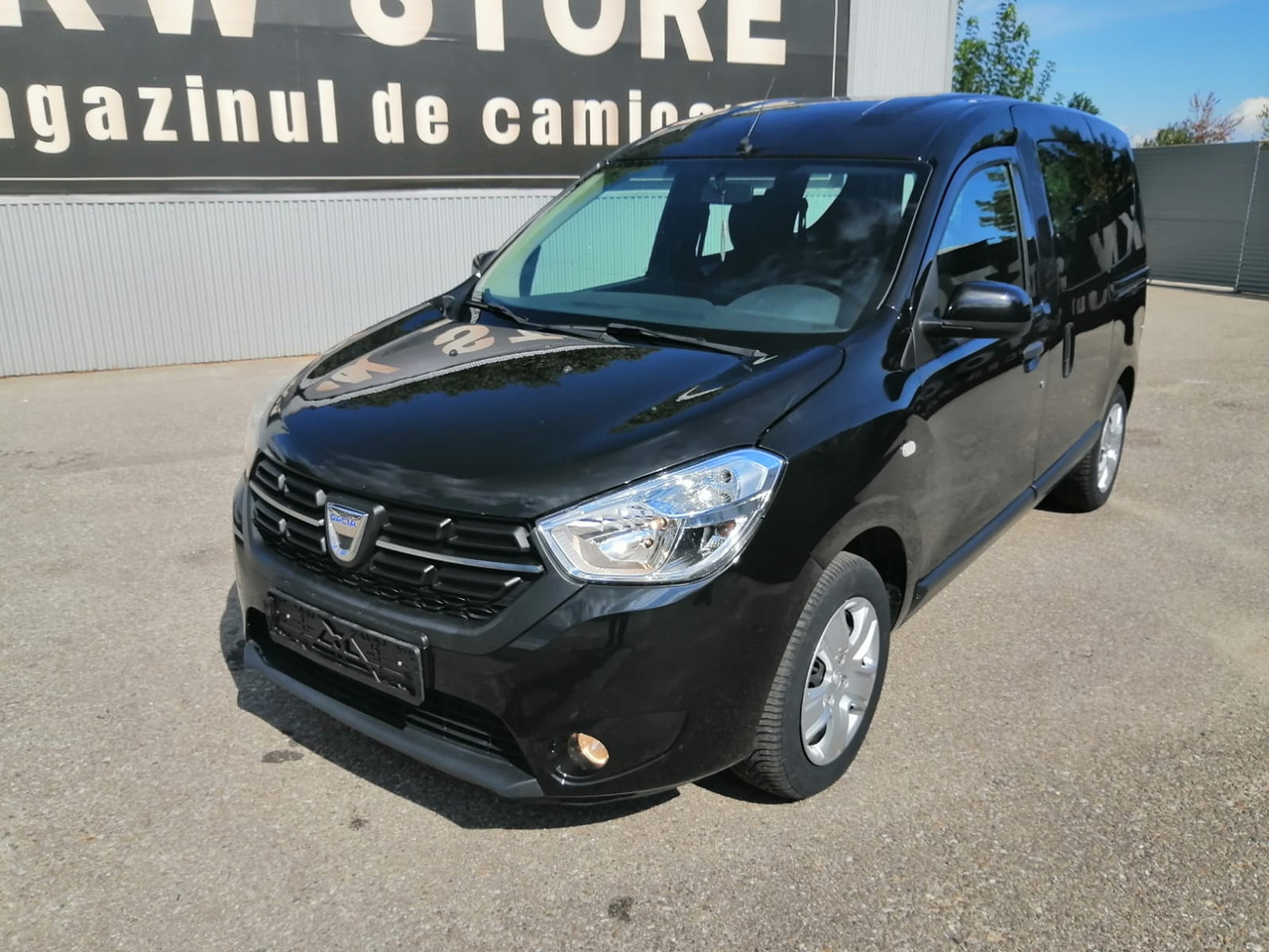 DACIA Dokker 1,6 sCE Comfort Benzina/GPL, TOP !!! - Dodávkа s dvojitou kabínou: obrázok 1 DACIA Dokker 1,6 sCE Comfort Benzina/GPL, TOP !!! - Dodávkа s dvojitou kabínou: obrázok 1