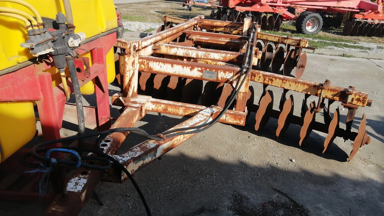 Disc Harrow Busa Control 3,2 M - Diskový pluh: obrázok 4 Disc Harrow Busa Control 3,2 M - Diskový pluh: obrázok 4