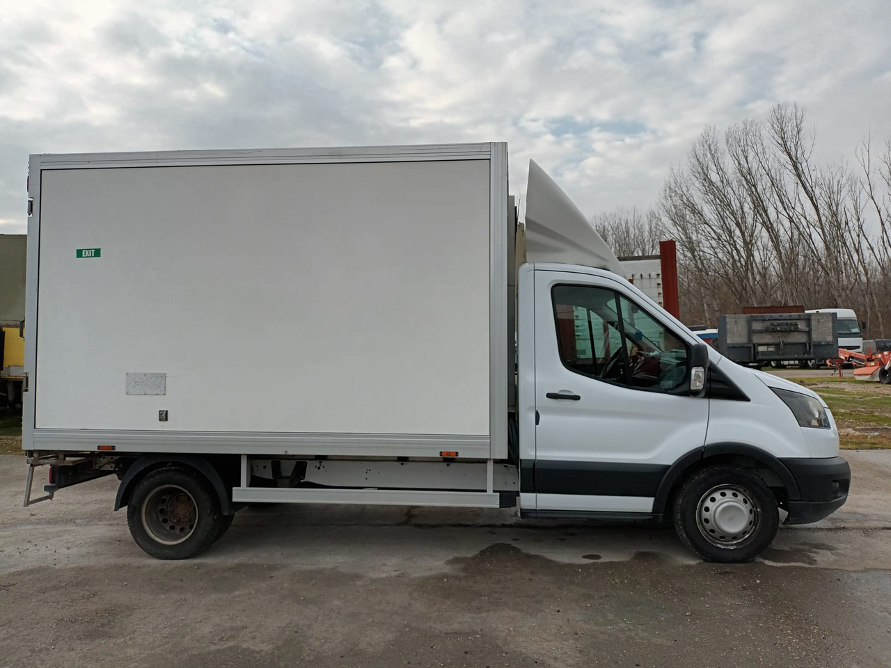 Ford Transit 350 L3 KONVEKTA REFRIGERATOR - Chladiarenská dodávka: obrázok 4 Ford Transit 350 L3 KONVEKTA REFRIGERATOR - Chladiarenská dodávka: obrázok 4