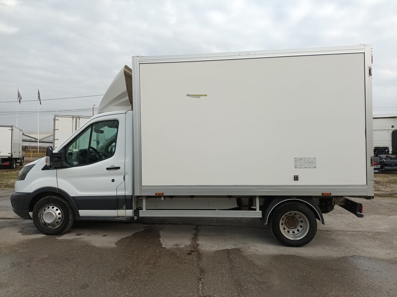 Ford Transit 350 L3 KONVEKTA REFRIGERATOR - Chladiarenská dodávka: obrázok 5 Ford Transit 350 L3 KONVEKTA REFRIGERATOR - Chladiarenská dodávka: obrázok 5