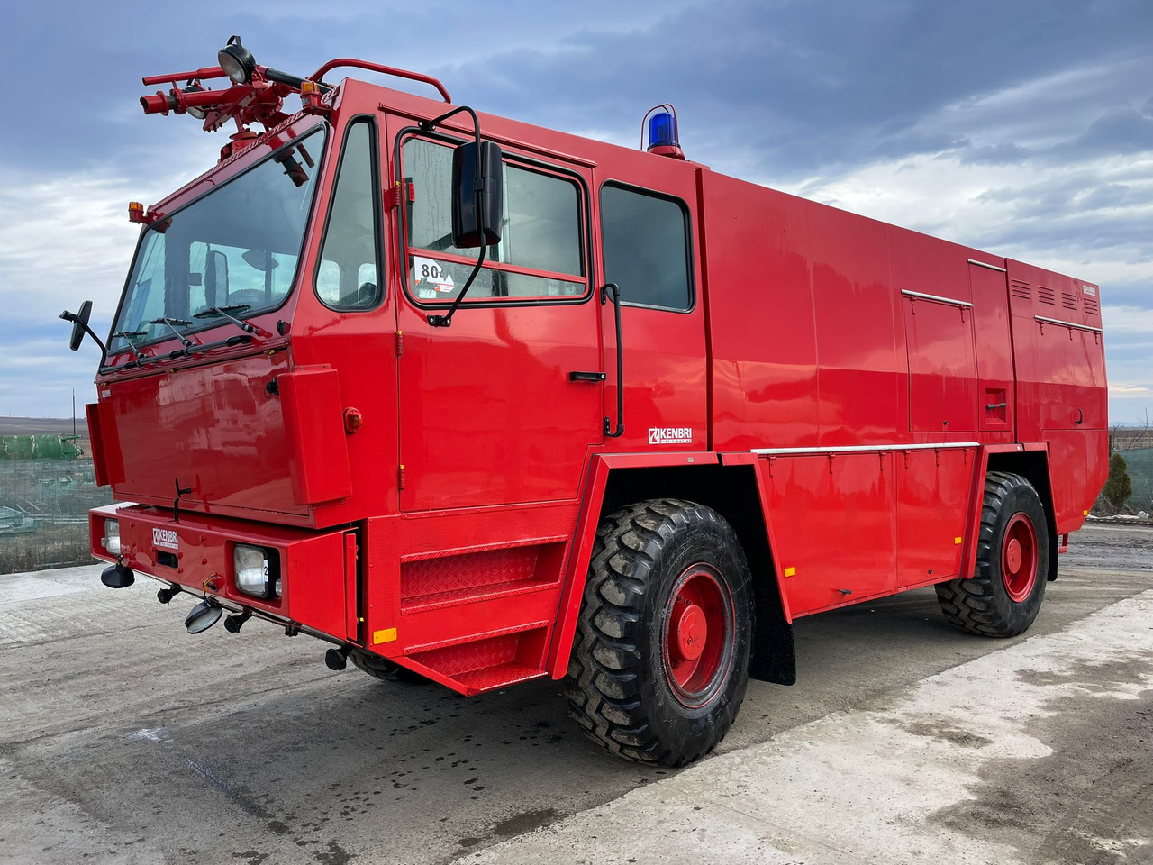 KRONENBURG K45 FIRE TRUCK - Hasičské vozidlo: obrázok 1 KRONENBURG K45 FIRE TRUCK - Hasičské vozidlo: obrázok 1