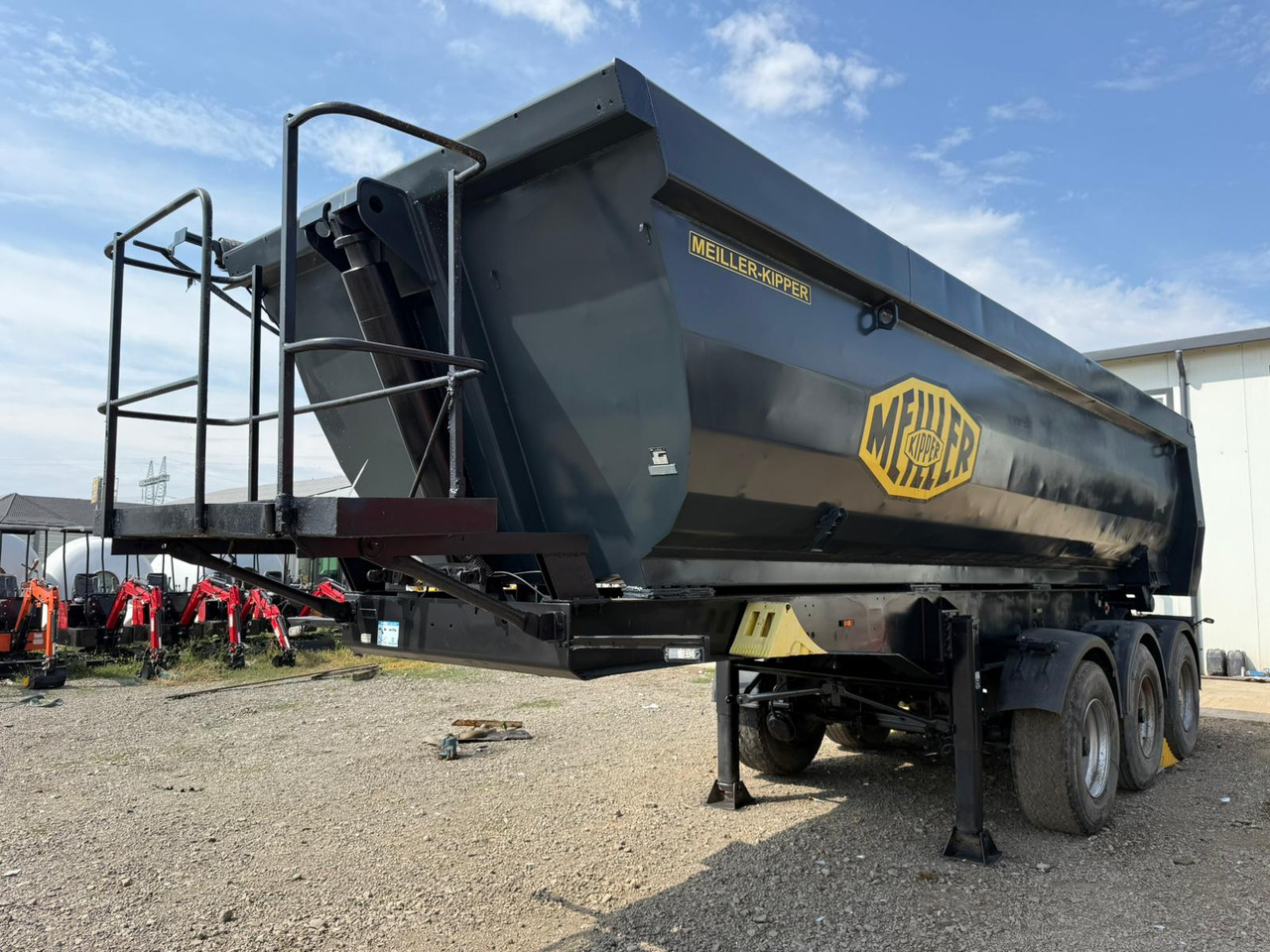 MEILLER TIPPER SEMI-TRAILER - Náves sklápěcí: obrázok 2 MEILLER TIPPER SEMI-TRAILER - Náves sklápěcí: obrázok 2