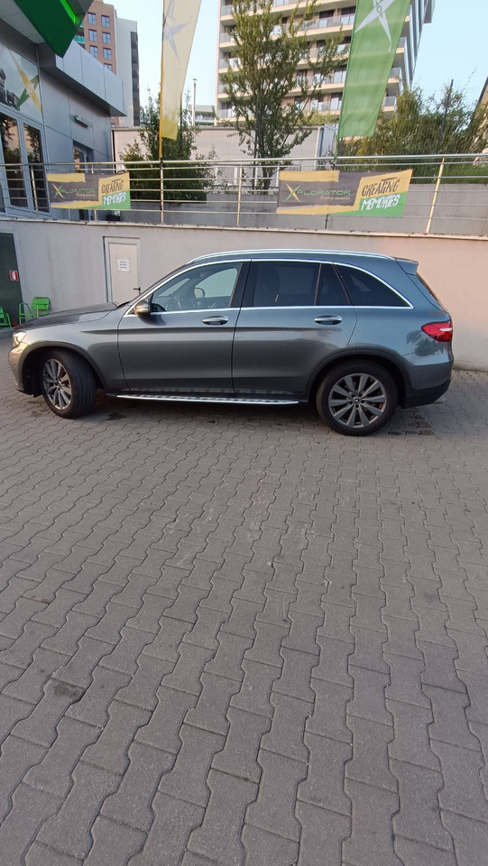 Mercedes-Benz GLC 4×4 - SUV: obrázok 2 Mercedes-Benz GLC 4×4 - SUV: obrázok 2
