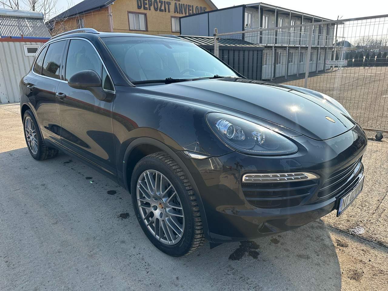 PORSCHE CAYENNE - SUV: obrázok 2 PORSCHE CAYENNE - SUV: obrázok 2