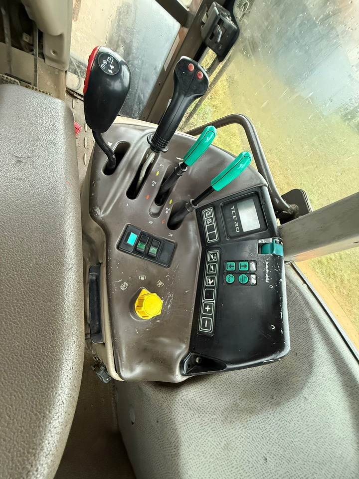 Renault RZ150 - Traktor: obrázok 5 Renault RZ150 - Traktor: obrázok 5