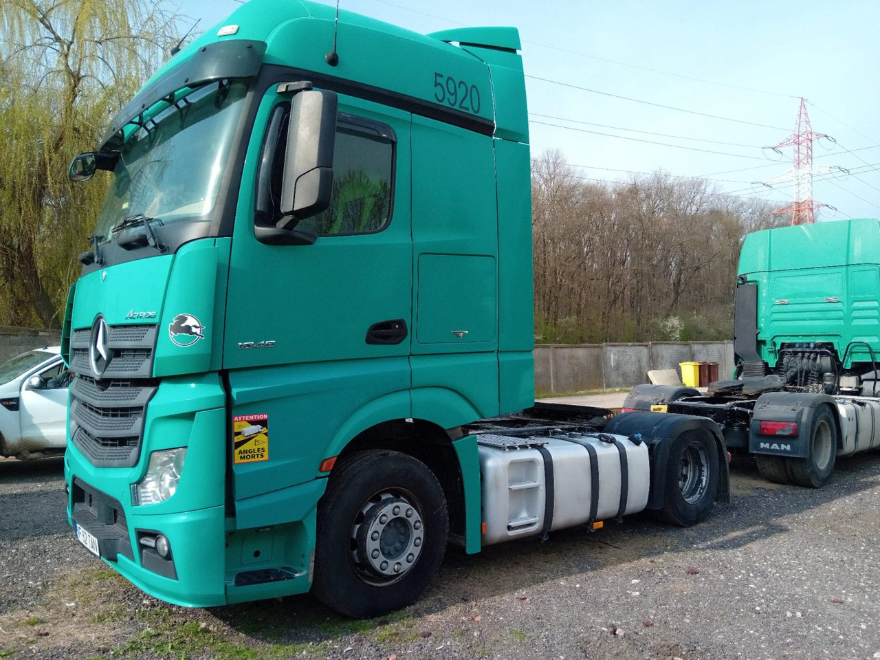 Mercedes-Benz Actros 18.45 - Ťahač: obrázok 3 Mercedes-Benz Actros 18.45 - Ťahač: obrázok 3