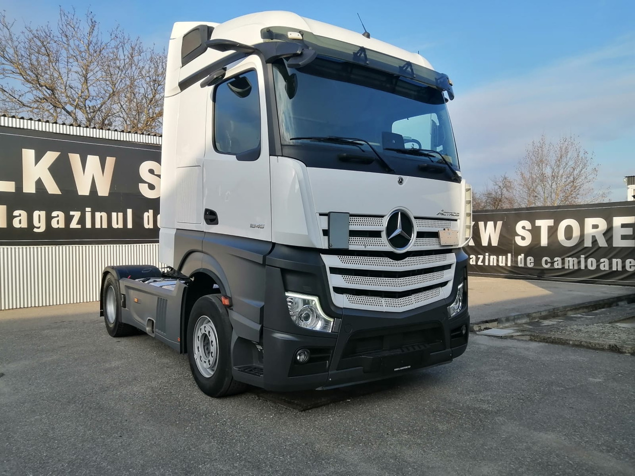 Mercedes-Benz Actros 1845 LS, BIG SPACE, TOP!!! - Ťahač: obrázok 3 Mercedes-Benz Actros 1845 LS, BIG SPACE, TOP!!! - Ťahač: obrázok 3