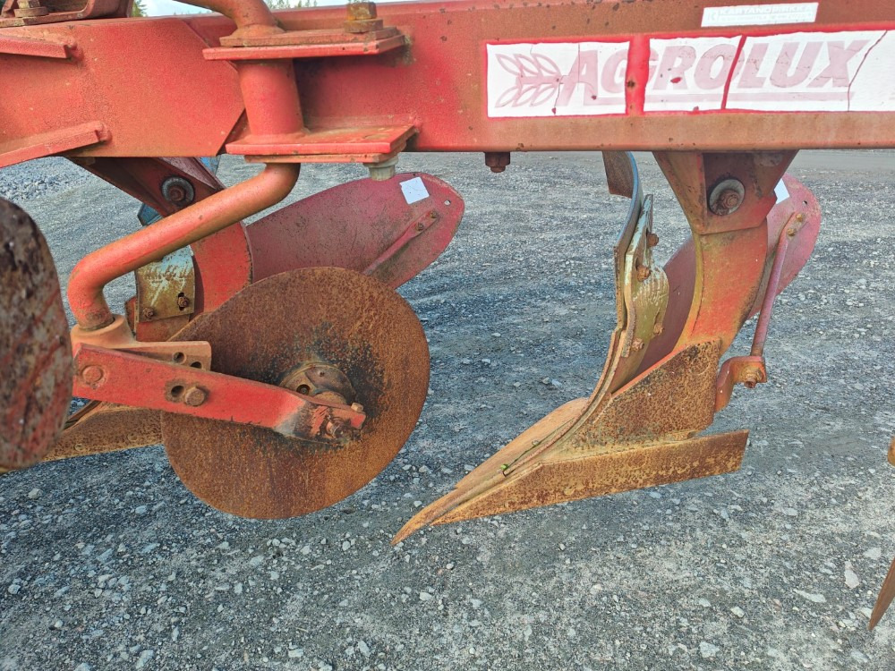 Leasing Agrolux RSD397FK kääntöaura 3-siipinen kuorimet ja kiekkoleikkurit, katso video! Agrolux RSD397FK kääntöaura 3-siipinen kuorimet ja kiekkoleikkurit, katso video!: obrázok 11