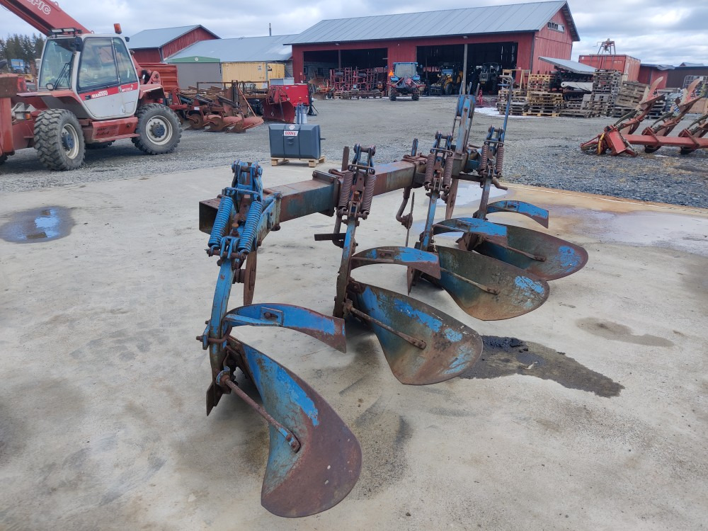 Fiskars KHN 4-siipinen - Pluh: obrázok 4 Fiskars KHN 4-siipinen - Pluh: obrázok 4