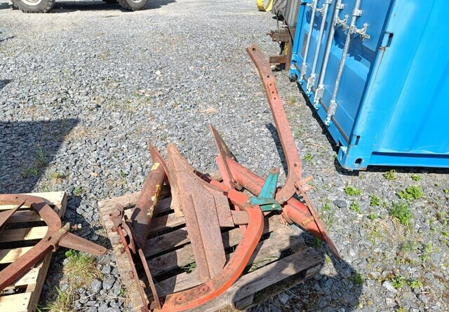 Kverneland Putkirunkoisen auran varaosia - Pluh: obrázok 4 Kverneland Putkirunkoisen auran varaosia - Pluh: obrázok 4