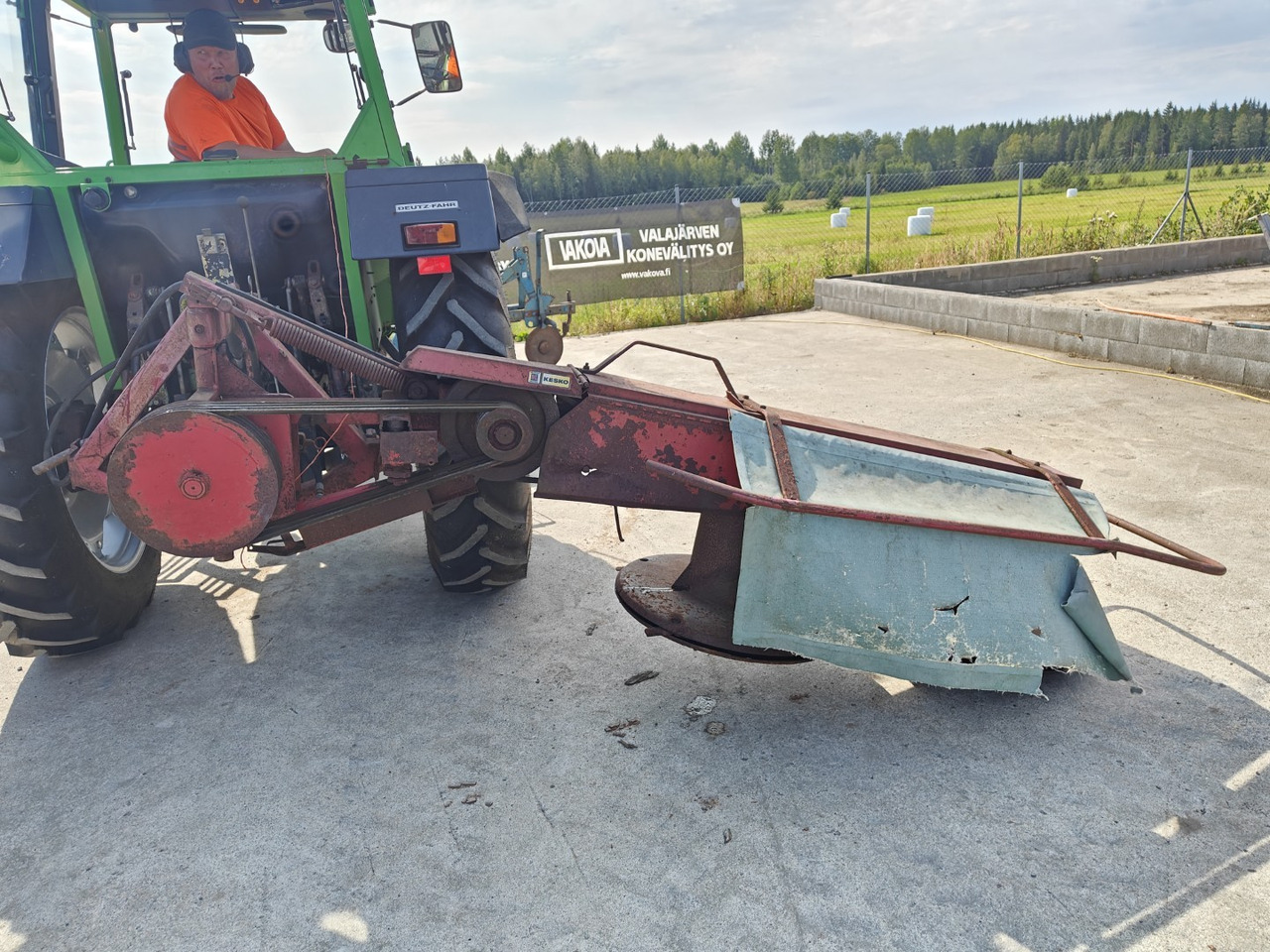 Luoko 165cm lieriöniittokone - hydraulinen - Kosačka: obrázok 2 Luoko 165cm lieriöniittokone - hydraulinen - Kosačka: obrázok 2