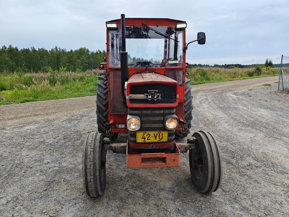 MASSEY FERGUSON 165S traktori, katso video! - Traktor: obrázok 4 MASSEY FERGUSON 165S traktori, katso video! - Traktor: obrázok 4