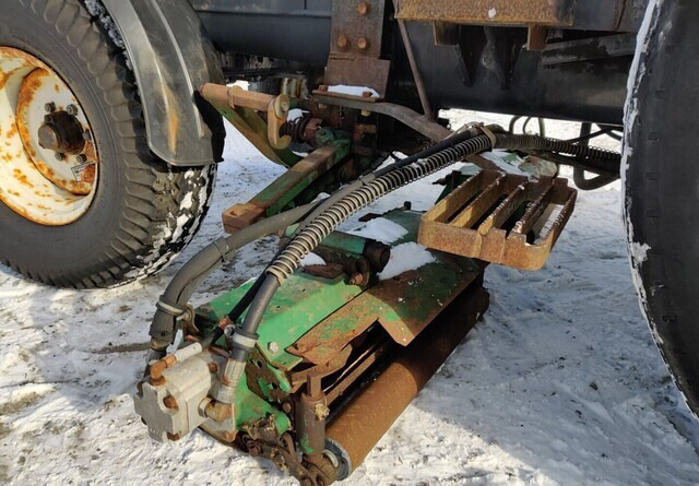 Ransomes kelaleikkuri 465cm hydraulinen - VIDEO - Kladivkový mulčovač: obrázok 4 Ransomes kelaleikkuri 465cm hydraulinen - VIDEO - Kladivkový mulčovač: obrázok 4