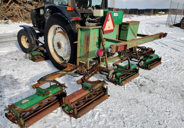 Ransomes kelaleikkuri 465cm hydraulinen, katso video - Kladivkový mulčovač: obrázok 3 Ransomes kelaleikkuri 465cm hydraulinen, katso video - Kladivkový mulčovač: obrázok 3