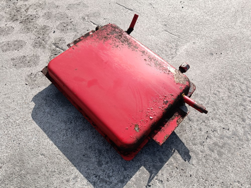 Sampo 410 hydrauliikkaöljysäiliö - Hydraulická nádrž pre Obilný kombajn: obrázok 2 Sampo 410 hydrauliikkaöljysäiliö - Hydraulická nádrž pre Obilný kombajn: obrázok 2