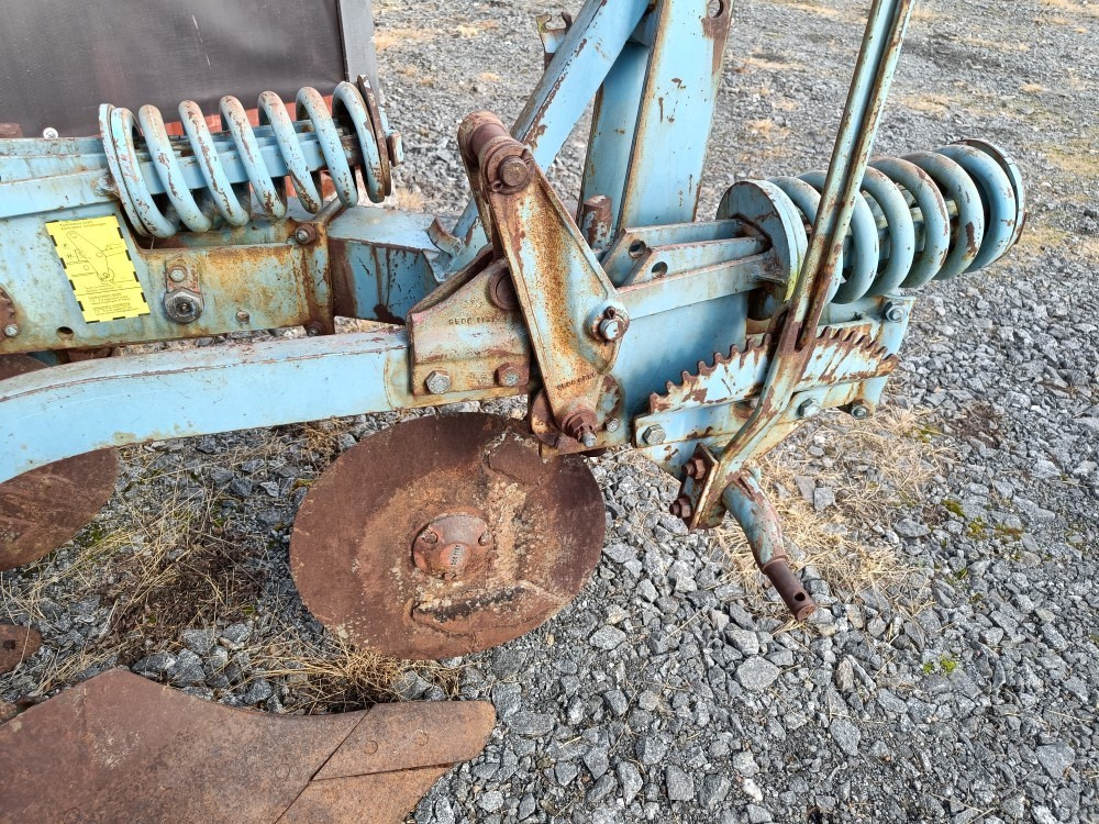 Pluh Sarka-aura Fiskars 3-siipinen Automaattilaukaisu, kiekkoleikkurit: obrázok 24 Pluh Sarka-aura Fiskars 3-siipinen Automaattilaukaisu, kiekkoleikkurit: obrázok 24