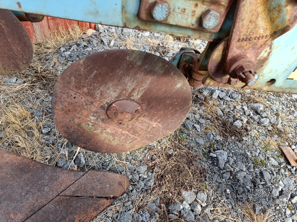 Pluh Sarka-aura Fiskars 3-siipinen Automaattilaukaisu, kiekkoleikkurit: obrázok 27 Pluh Sarka-aura Fiskars 3-siipinen Automaattilaukaisu, kiekkoleikkurit: obrázok 27