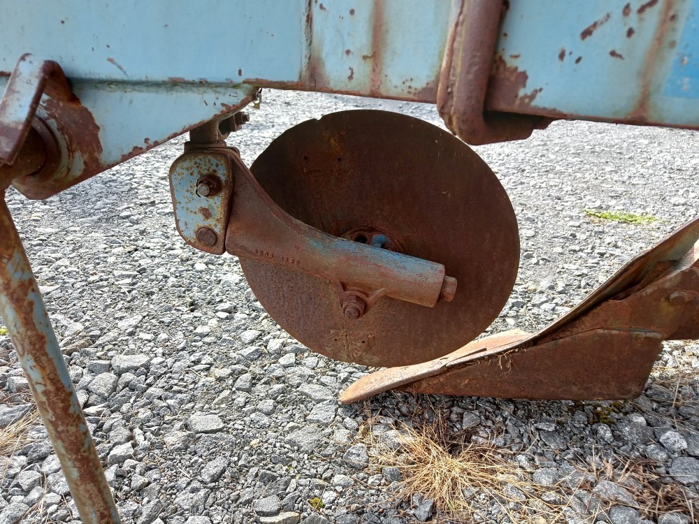 Pluh Sarka-aura Fiskars 3-siipinen Automaattilaukaisu, kiekkoleikkurit: obrázok 22 Pluh Sarka-aura Fiskars 3-siipinen Automaattilaukaisu, kiekkoleikkurit: obrázok 22