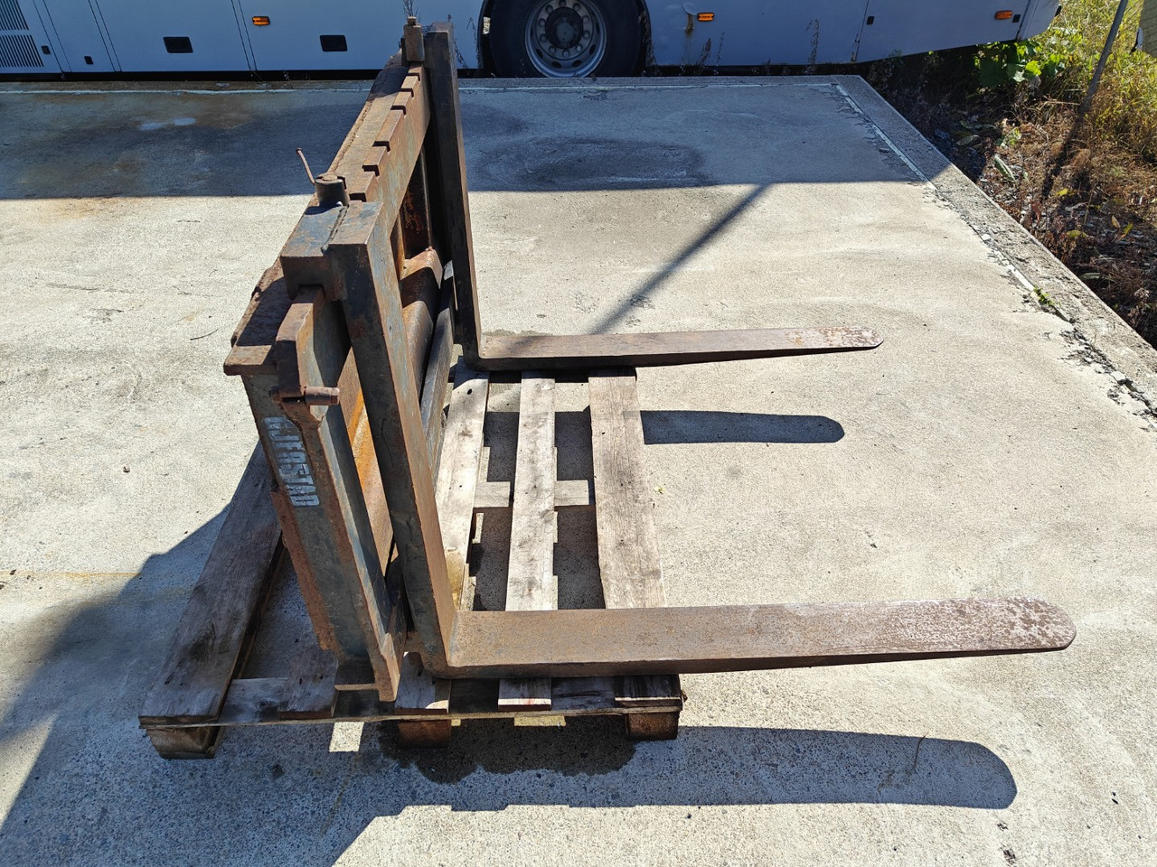 Trukkipiikit Vila-kiinnike - Vidlice: obrázok 2 Trukkipiikit Vila-kiinnike - Vidlice: obrázok 2