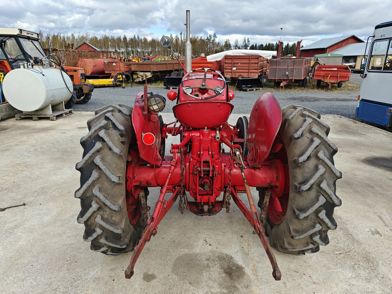 VALMET 361D - Traktor: obrázok 3 VALMET 361D - Traktor: obrázok 3