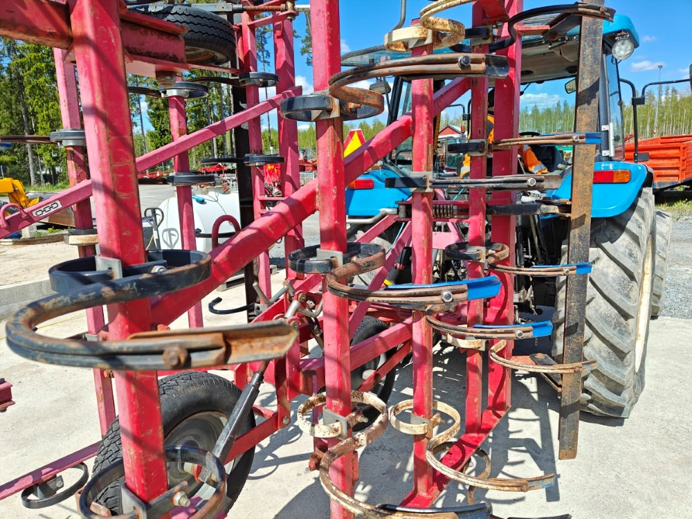 VM 450 cm, hydraulisesti taittuva, etulana ja jälkihara, katso video! - Prstová brána: obrázok 4 VM 450 cm, hydraulisesti taittuva, etulana ja jälkihara, katso video! - Prstová brána: obrázok 4