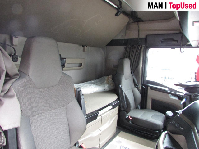 MAN TGX 18.470 4x2 LL SA Euro6 Retarder Klima ZV - Ťahač: obrázok 4 MAN TGX 18.470 4x2 LL SA Euro6 Retarder Klima ZV - Ťahač: obrázok 4