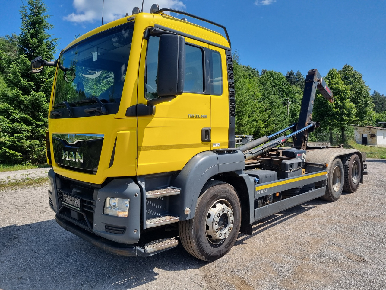 MAN TGS 33.480 6x4 ABROLLKIPPER HIAB Multilift 18 T - Hákový nosič kontajnerov: obrázok 1 MAN TGS 33.480 6x4 ABROLLKIPPER HIAB Multilift 18 T - Hákový nosič kontajnerov: obrázok 1