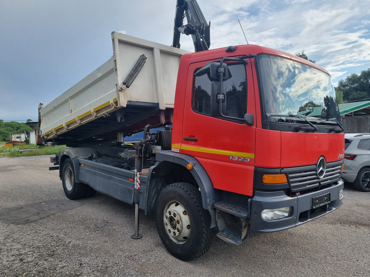 MERCEDES-BENZ ATEGO 1323 4x4 tipper + crane HIAB 095 - Sklápač, Auto s hydraulickou rukou: obrázok 3 MERCEDES-BENZ ATEGO 1323 4x4 tipper + crane HIAB 095 - Sklápač, Auto s hydraulickou rukou: obrázok 3