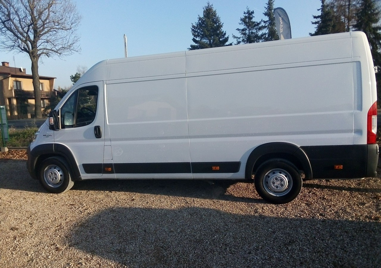 Fiat Ducato krajowy*jeden właściciel*klimatronic *kamera *fv 23%*driving advisor - Furgon: obrázok 4 Fiat Ducato krajowy*jeden właściciel*klimatronic *kamera *fv 23%*driving advisor - Furgon: obrázok 4