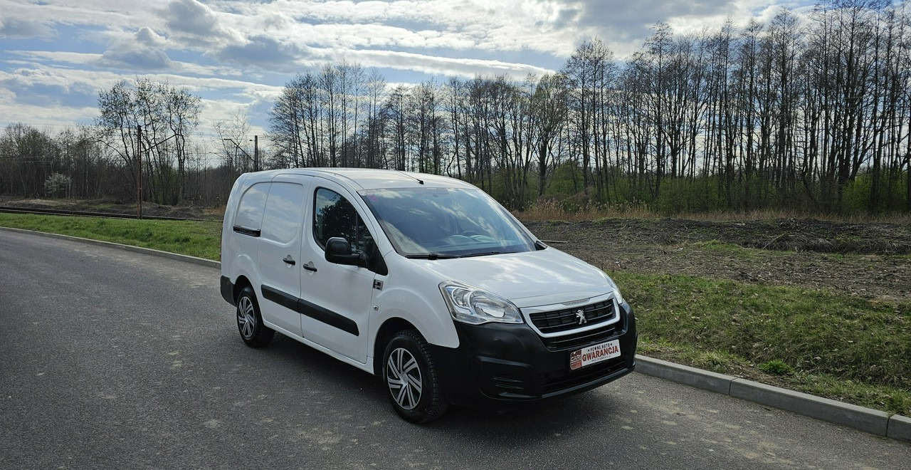 Peugeot Partner long *3-osobowy *mały przebieg* - Malá dodávka: obrázok 3 Peugeot Partner long *3-osobowy *mały przebieg* - Malá dodávka: obrázok 3