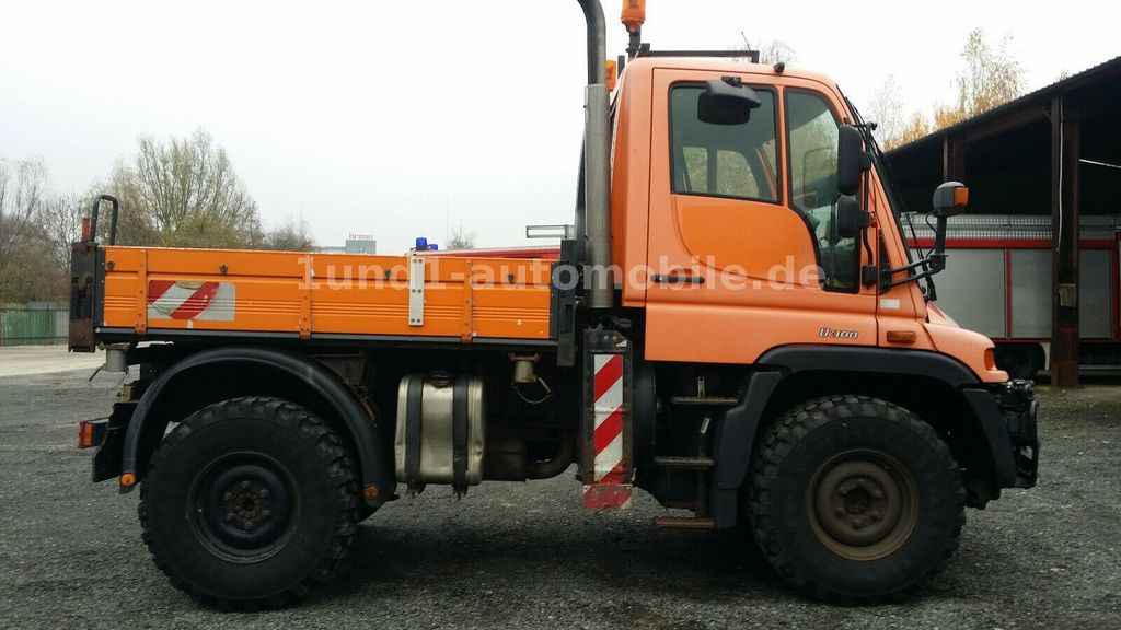 Mercedes-Benz Unimog U 300 Kipper Zugmaschine Kommunalhydraulik U 500 400 U 300 Kipper Zugmaschine Kommunalhydraulik U 500 400 - Komunálne/ Špeciálne stroje: obrázok 4 Mercedes-Benz Unimog U 300 Kipper Zugmaschine Kommunalhydraulik U 500 400 U 300 Kipper Zugmaschine Kommunalhydraulik U 500 400 - Komunálne/ Špeciálne stroje: obrázok 4