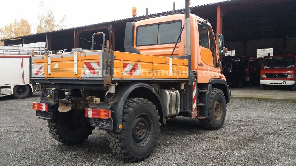 Unimog U 300 Kipper Zugmaschine Kommunalhydraulik U 500 400 U 300 Kipper Zugmaschine Kommunalhydraulik U 500 400 - Komunálne/ Špeciálne stroje: obrázok 5 Unimog U 300 Kipper Zugmaschine Kommunalhydraulik U 500 400 U 300 Kipper Zugmaschine Kommunalhydraulik U 500 400 - Komunálne/ Špeciálne stroje: obrázok 5